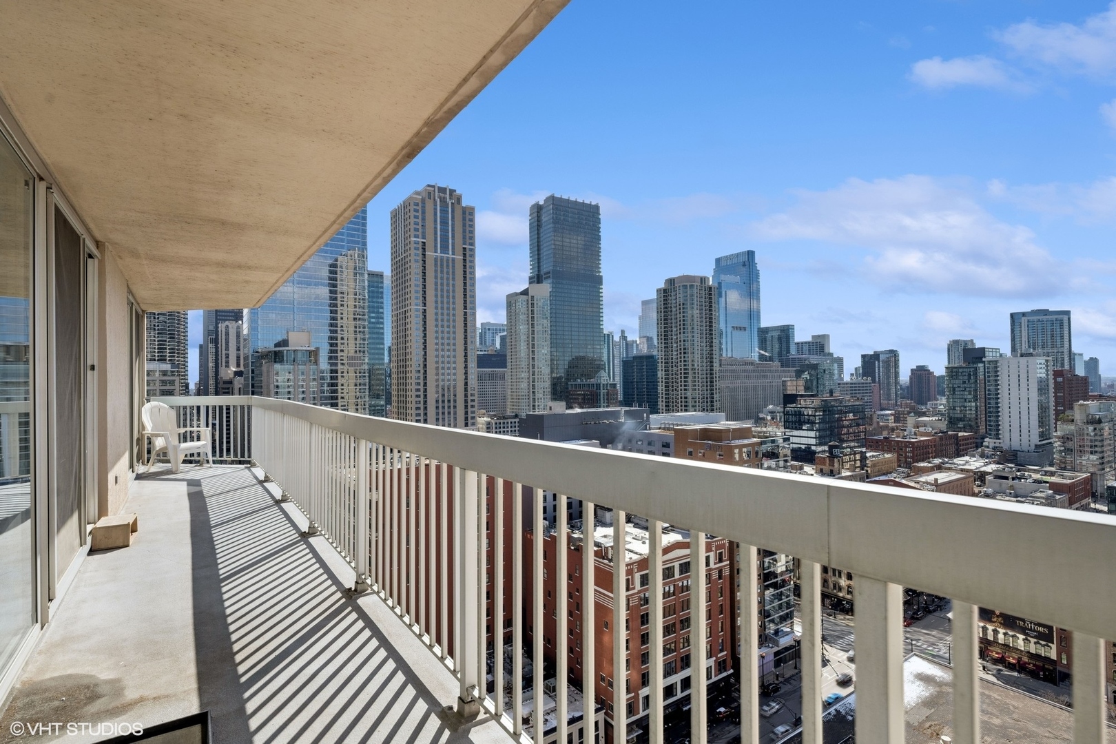 545 N Dearborn Street Unit: 2311