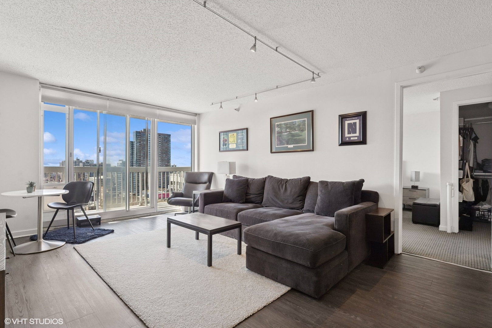 545 N Dearborn Street Unit: 2311