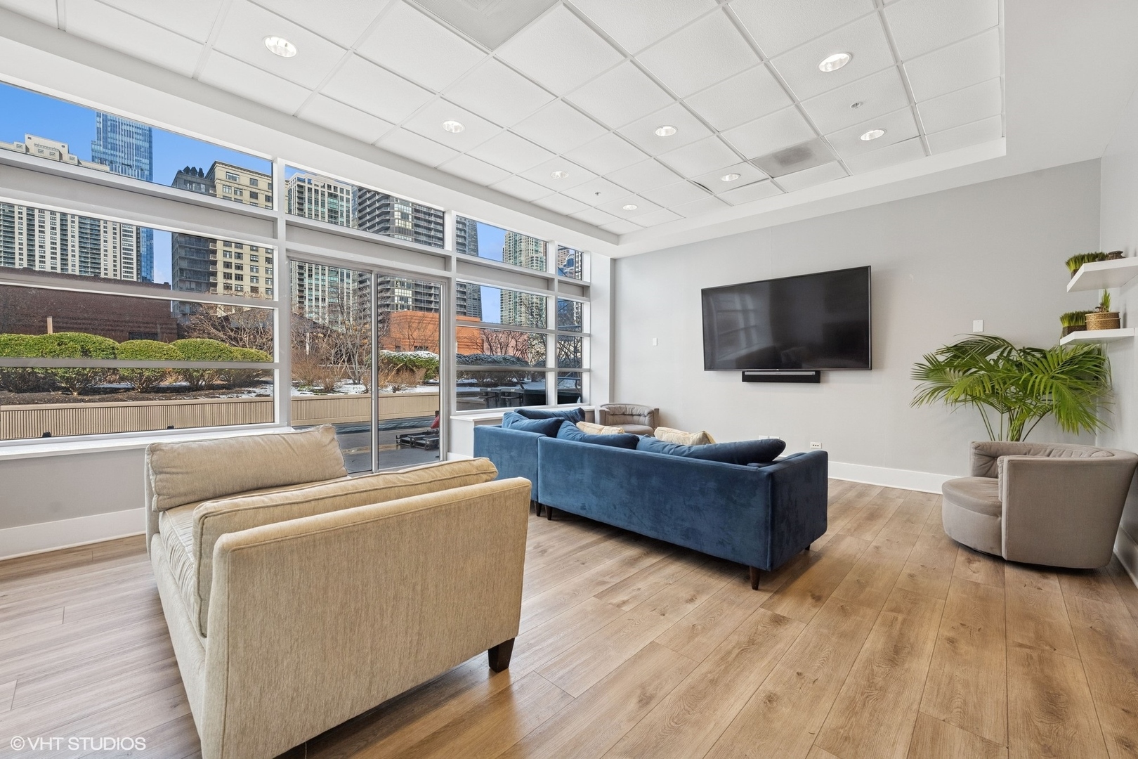 545 N Dearborn Street Unit: 2311