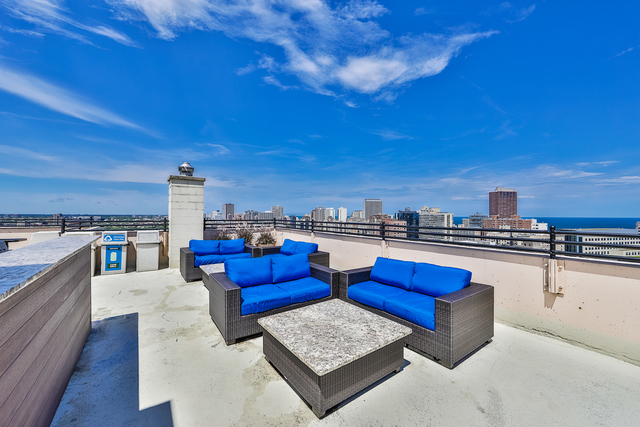 2754 N Hampden Court Unit: 805