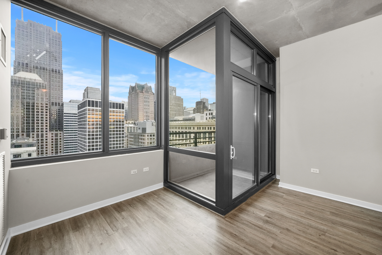 235 W VAN BUREN Street Unit: 2719