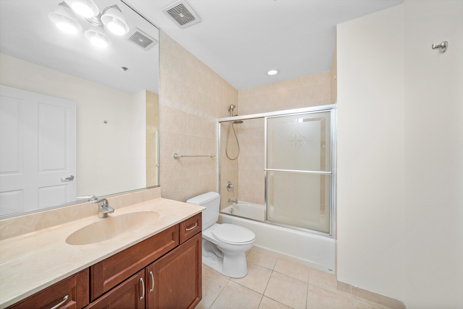 1250 S Michigan Avenue Unit: 1301