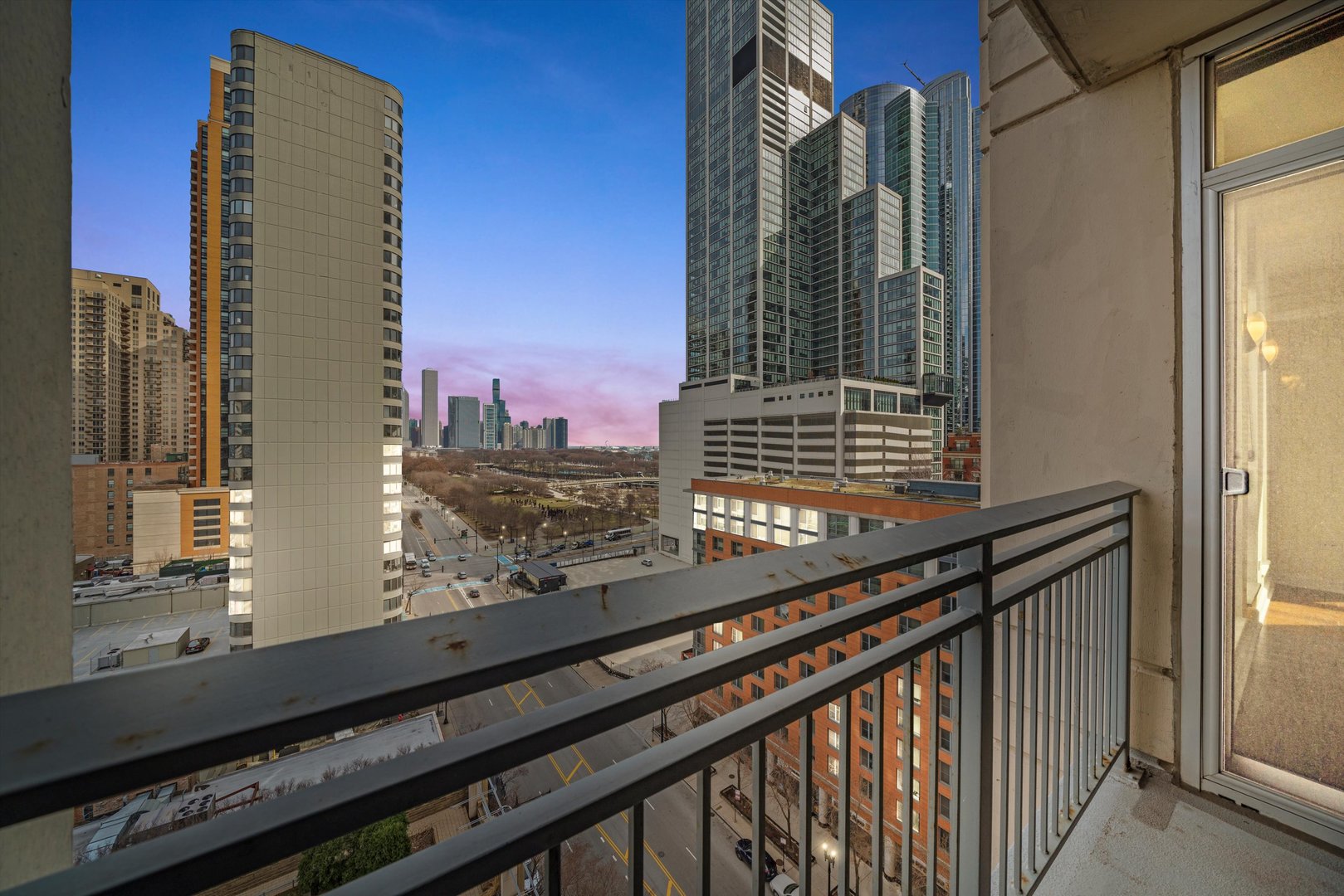 1250 S Michigan Avenue Unit: 1301