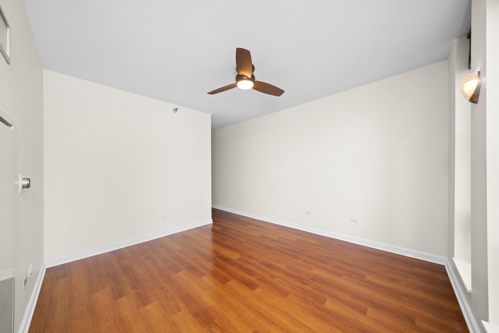 1250 S Michigan Avenue Unit: 1301