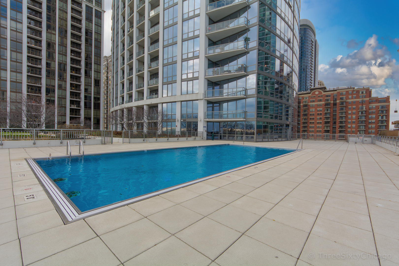 1235 S Prairie Avenue Unit: 3507