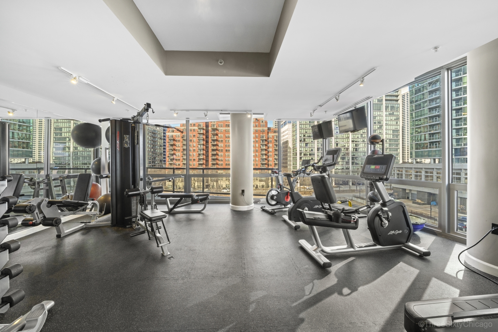 1235 S Prairie Avenue Unit: 3507