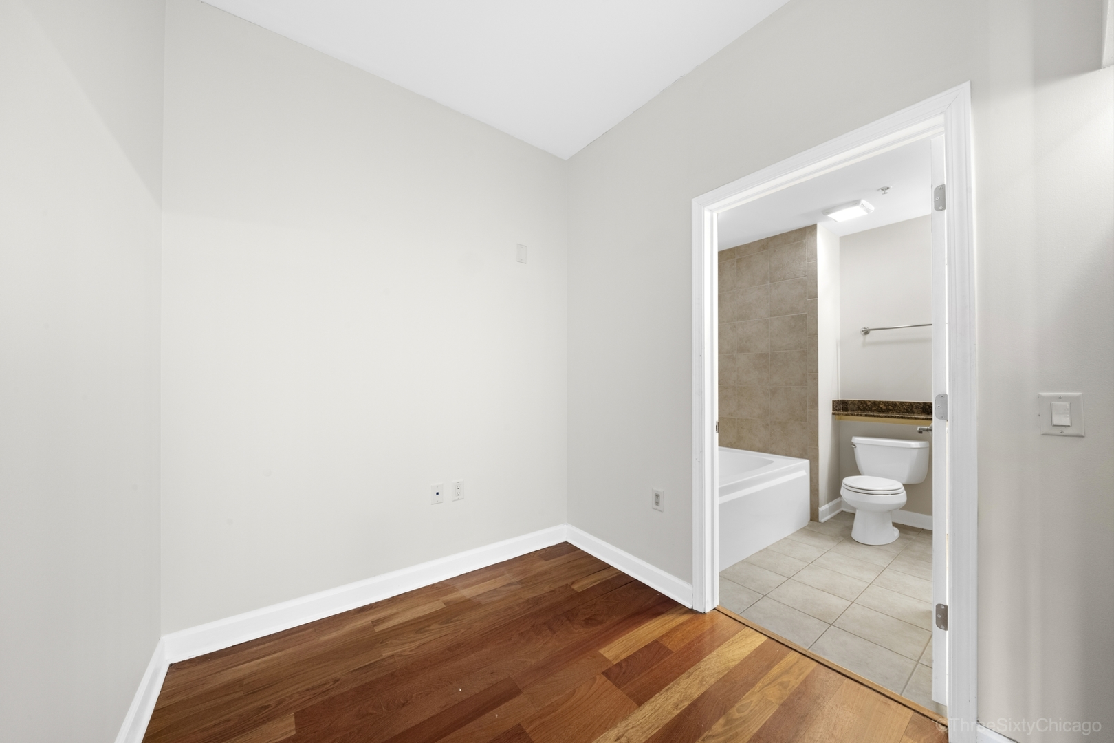 1235 S Prairie Avenue Unit: 3507