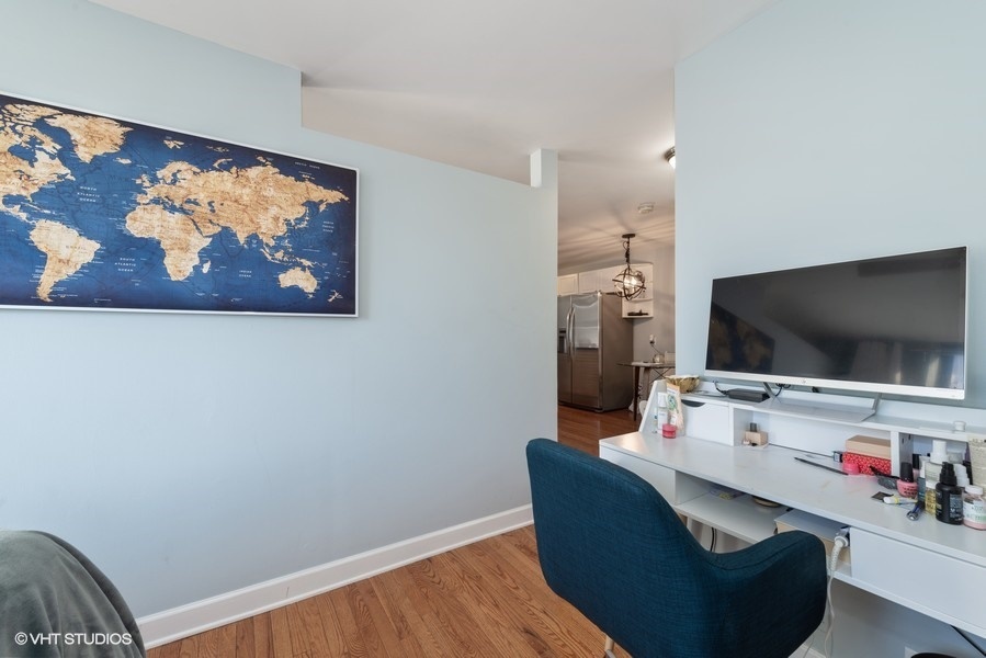 1339 N Dearborn Street Unit: 16G