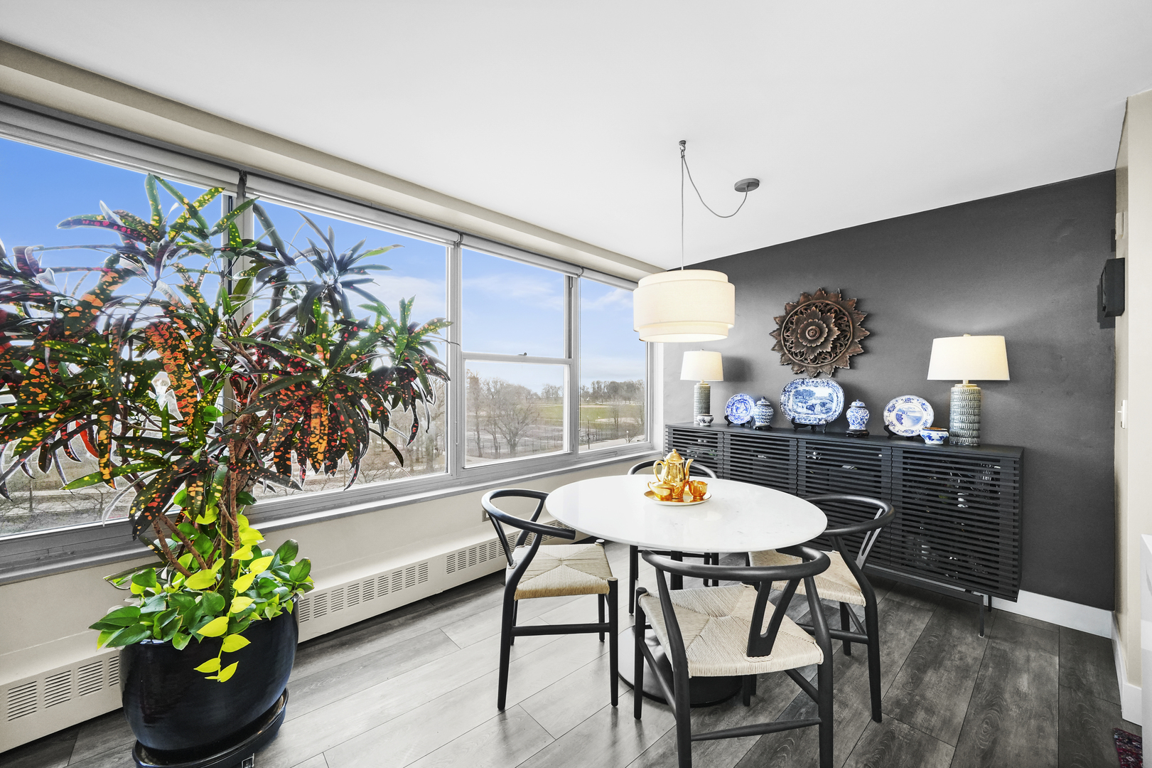3900 N LAKE SHORE Drive Unit: 6K