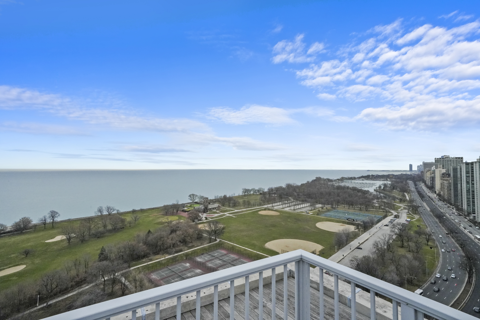 3900 N LAKE SHORE Drive Unit: 6K