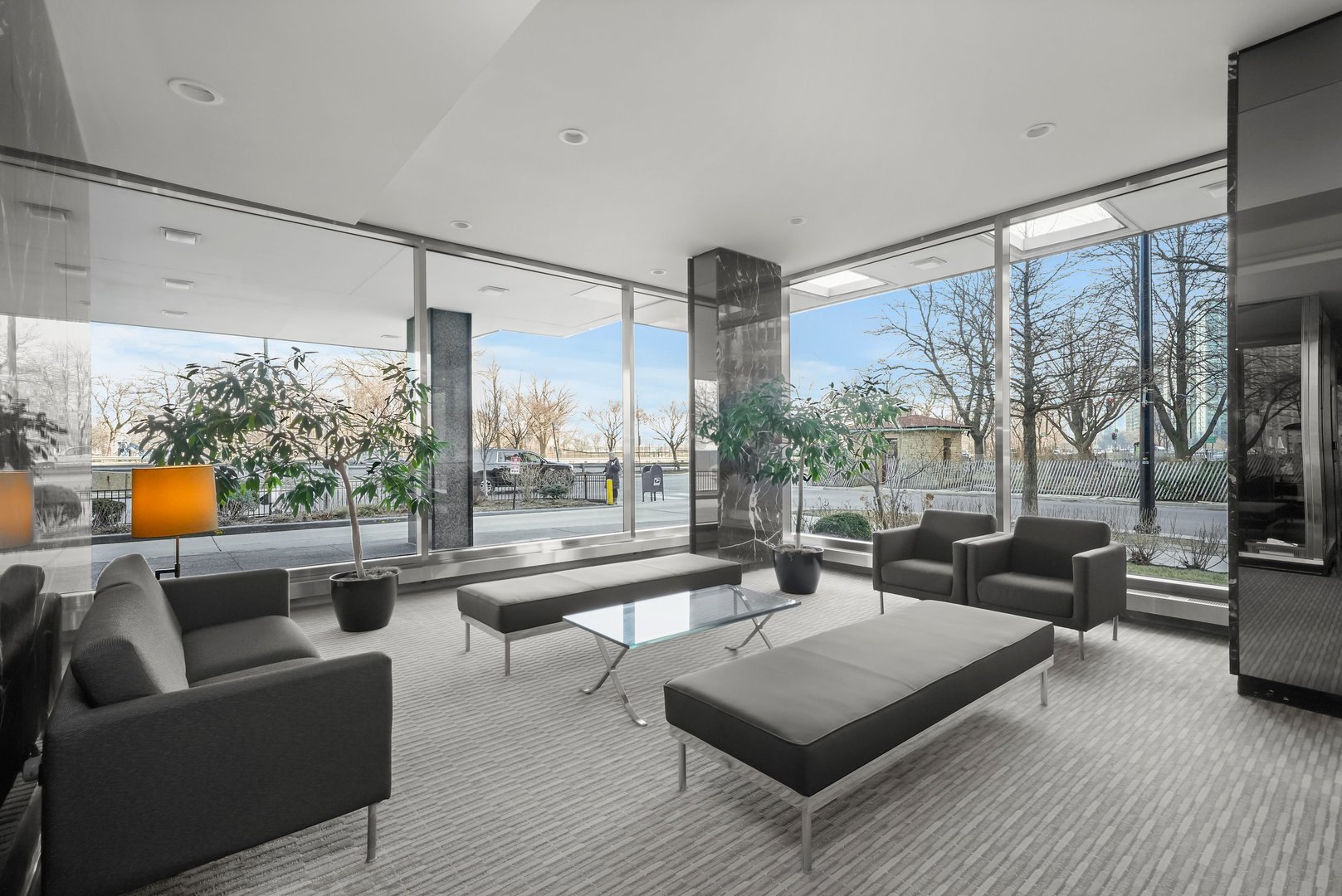 3900 N LAKE SHORE Drive Unit: 6K