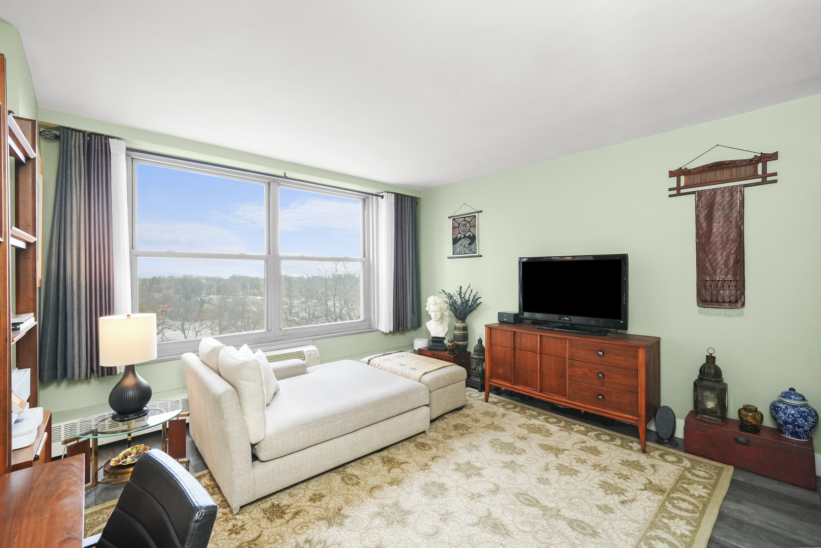 3900 N LAKE SHORE Drive Unit: 6K
