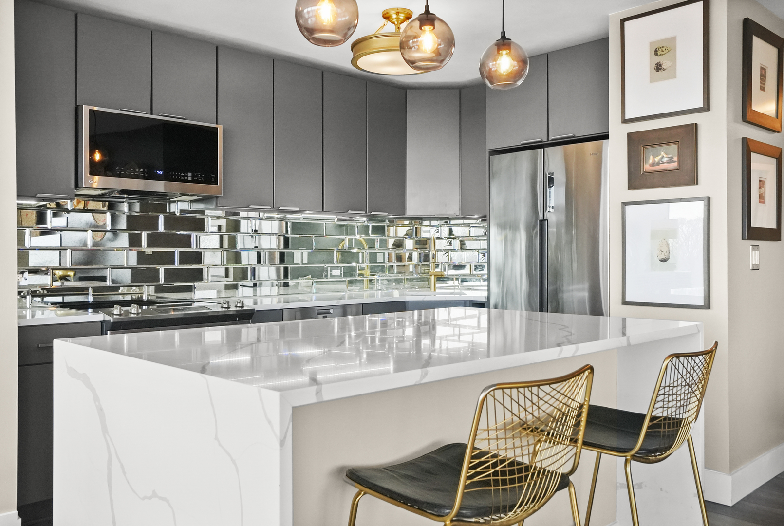 3900 N LAKE SHORE Drive Unit: 6K