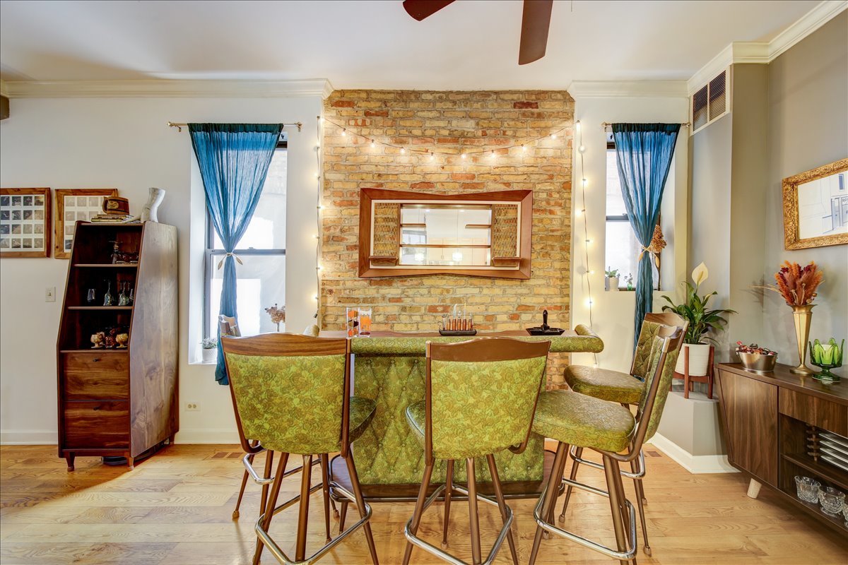 2347 W Ohio Street Unit: 1