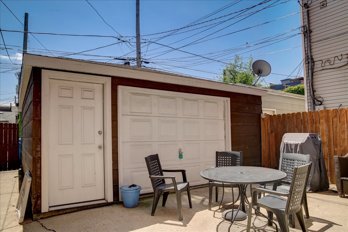 2347 W Ohio Street Unit: 1