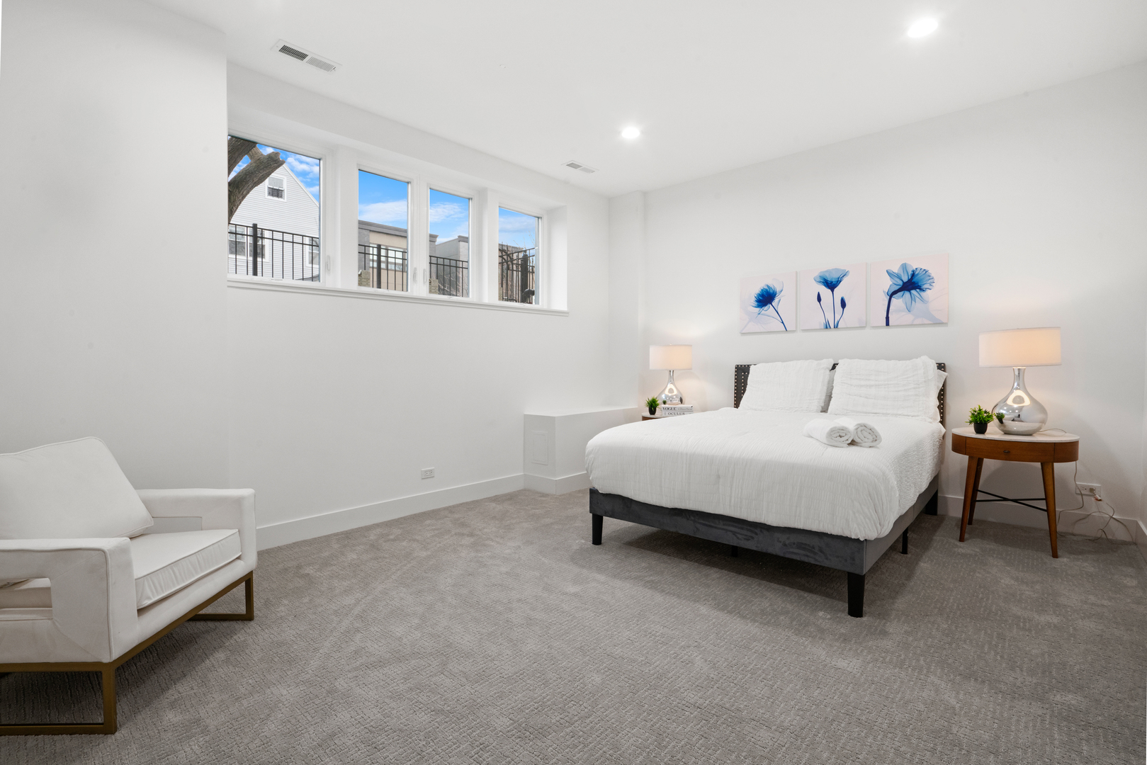 1735 N Albany Avenue Unit: 1