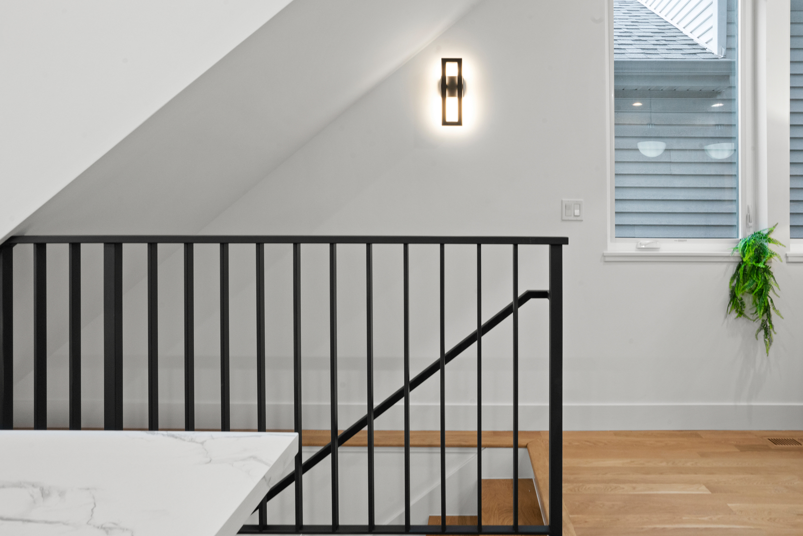 1735 N Albany Avenue Unit: 1