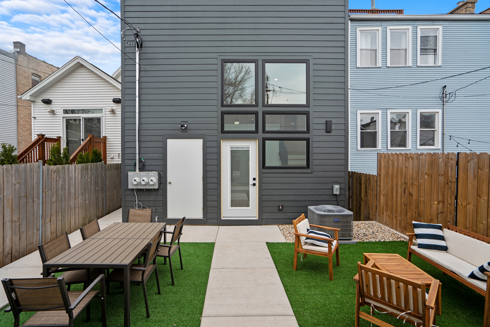 1735 N Albany Avenue Unit: 1