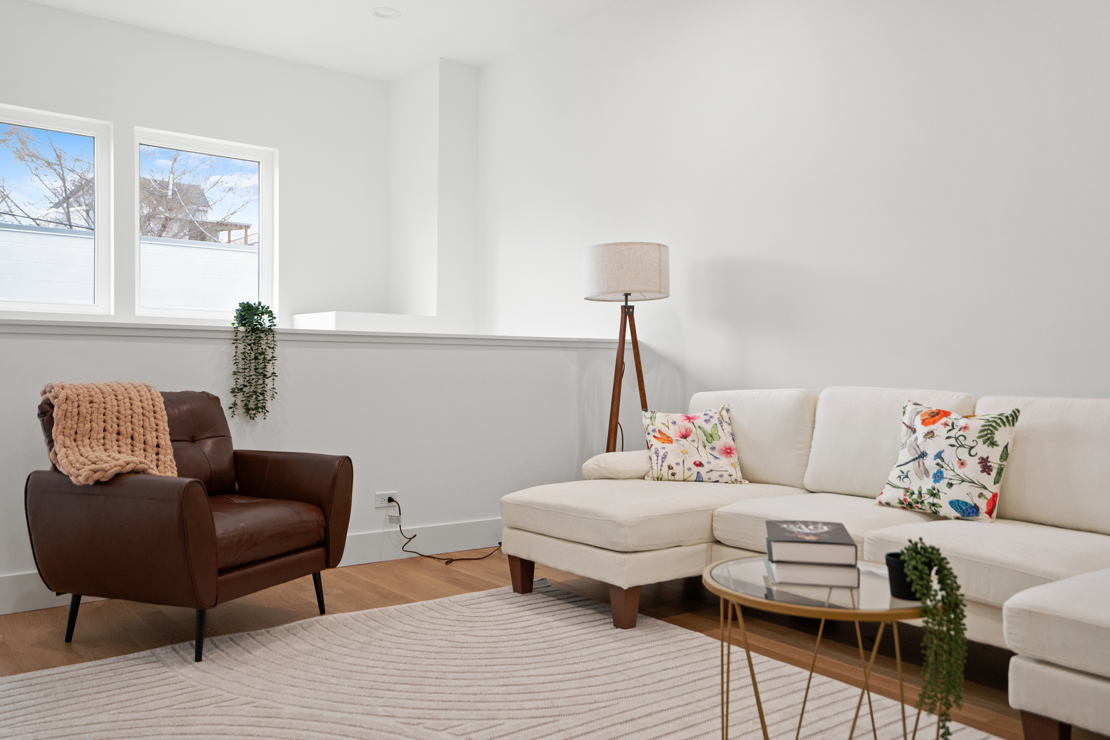 1735 N Albany Avenue Unit: 1