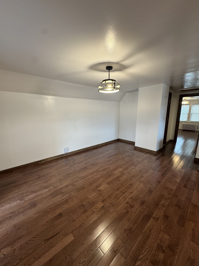 1913 W Cuyler Avenue Unit: 3