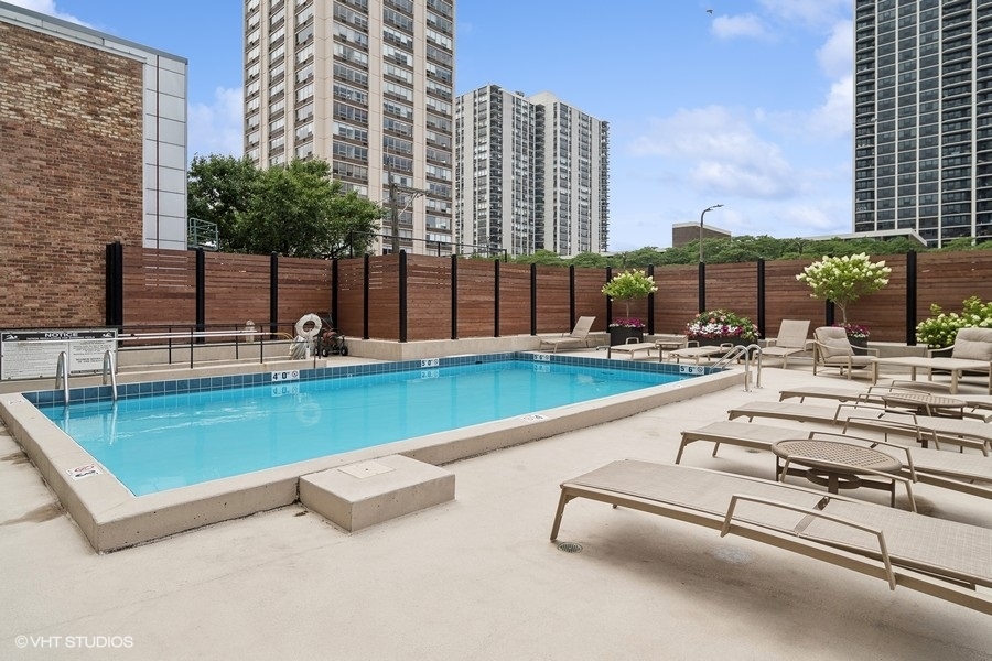 1530 N Dearborn Parkway Unit: 7N