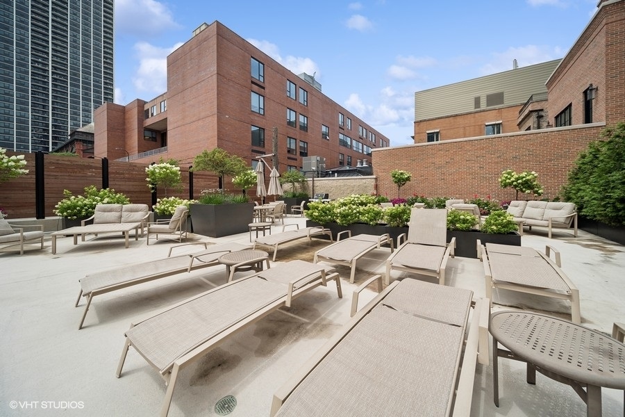 1530 N Dearborn Parkway Unit: 7N