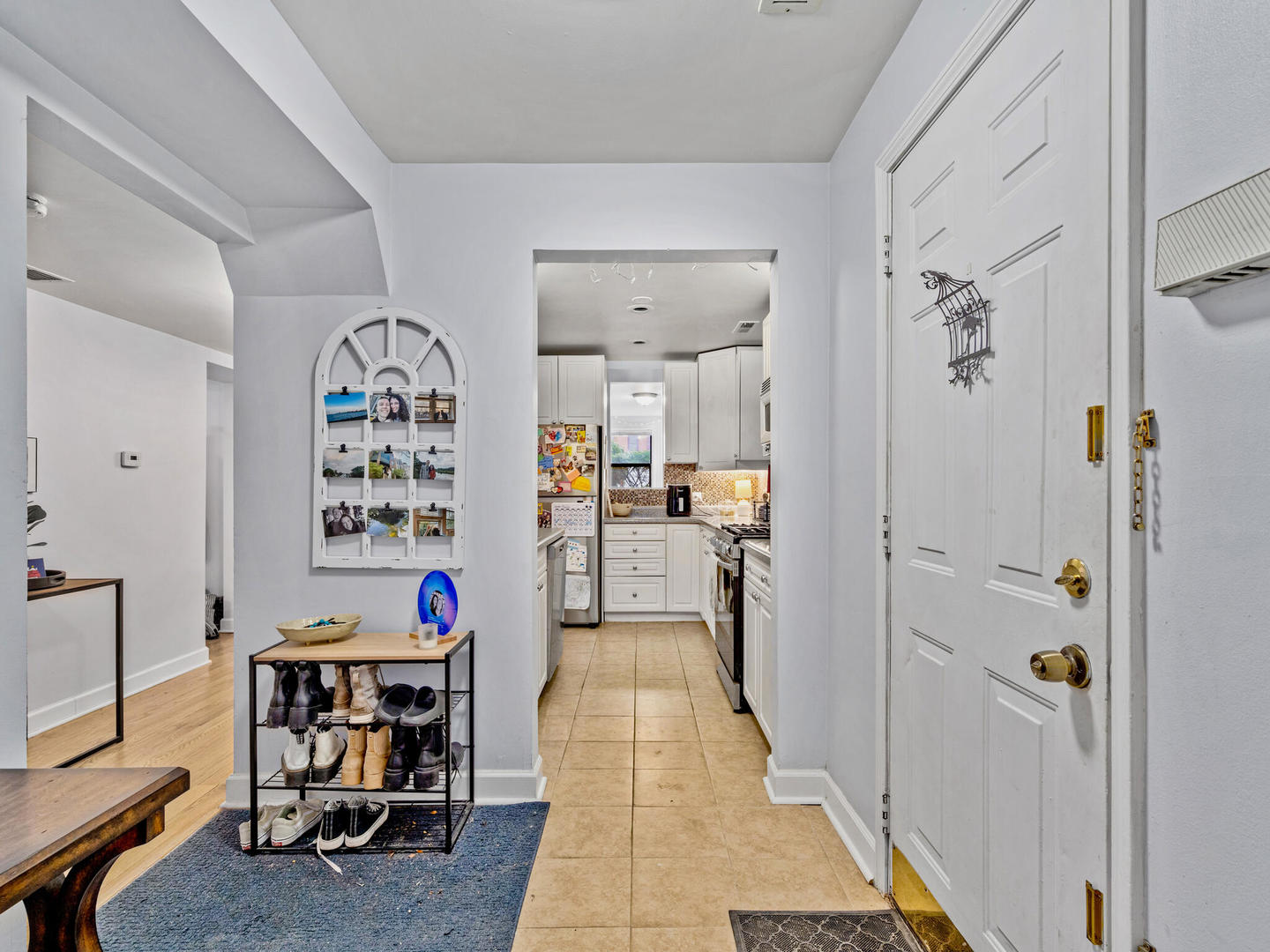 1307 W Foster Avenue Unit: 1G