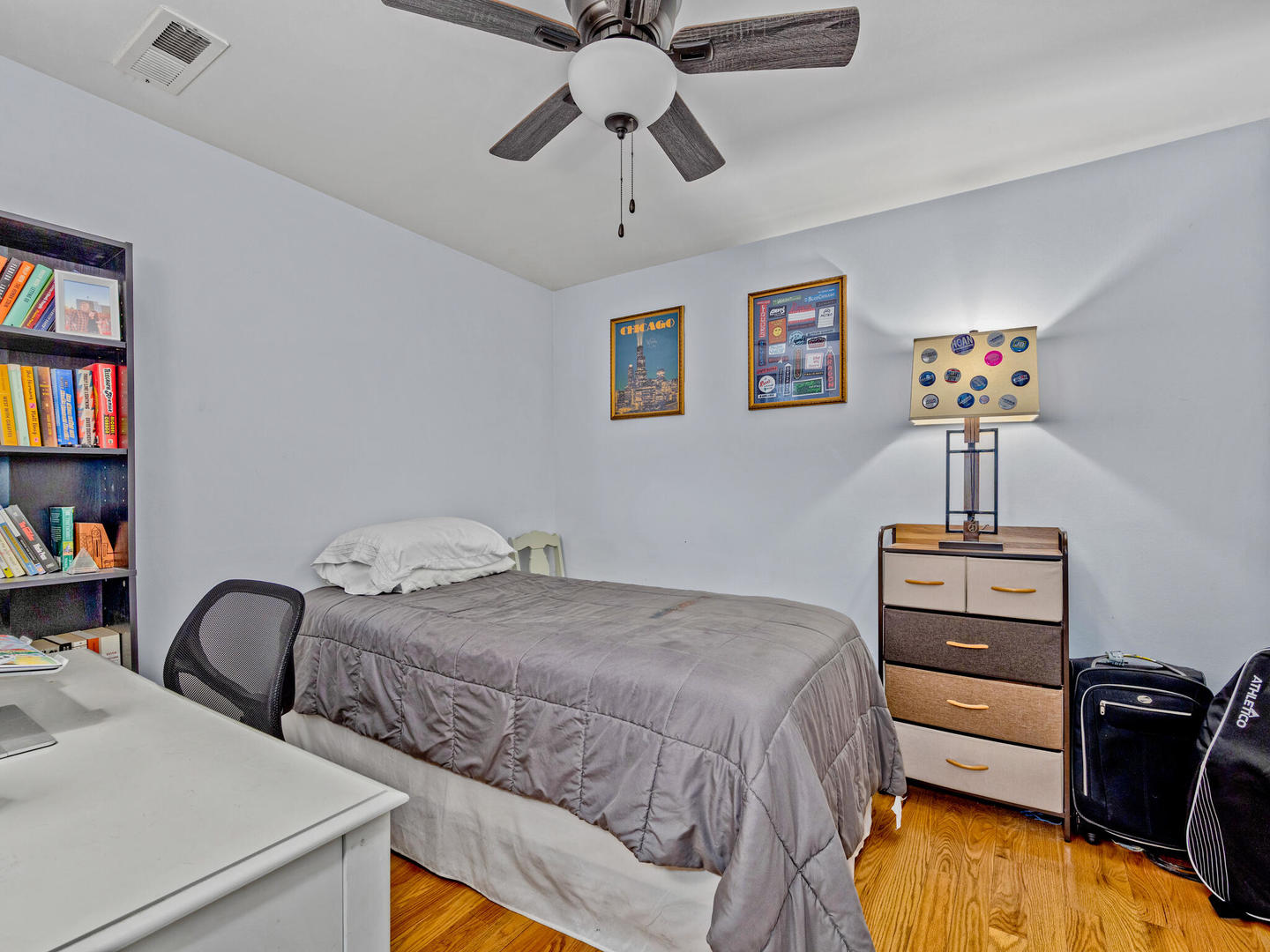 1307 W Foster Avenue Unit: 1G