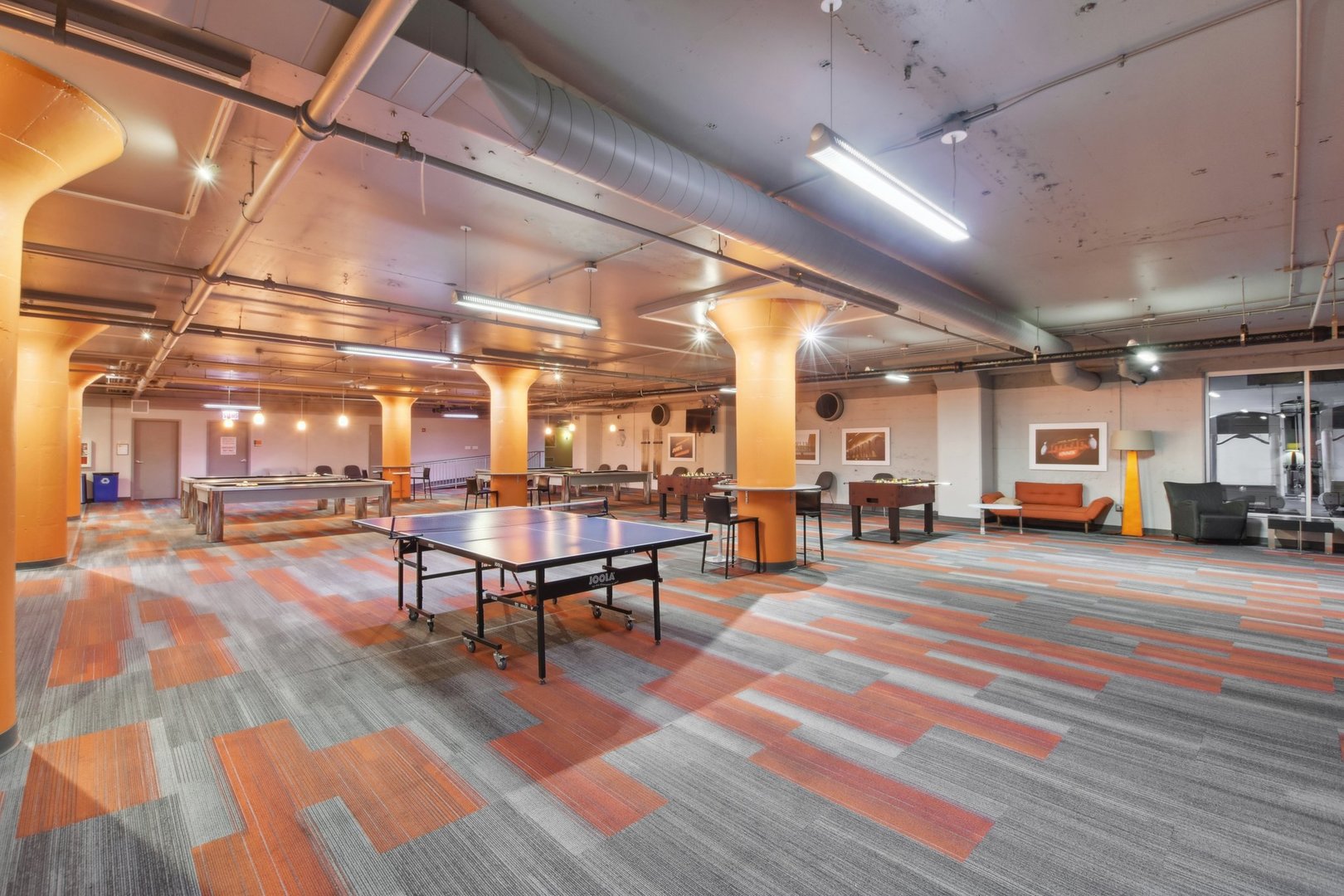 565 W Quincy Street Unit: 1711