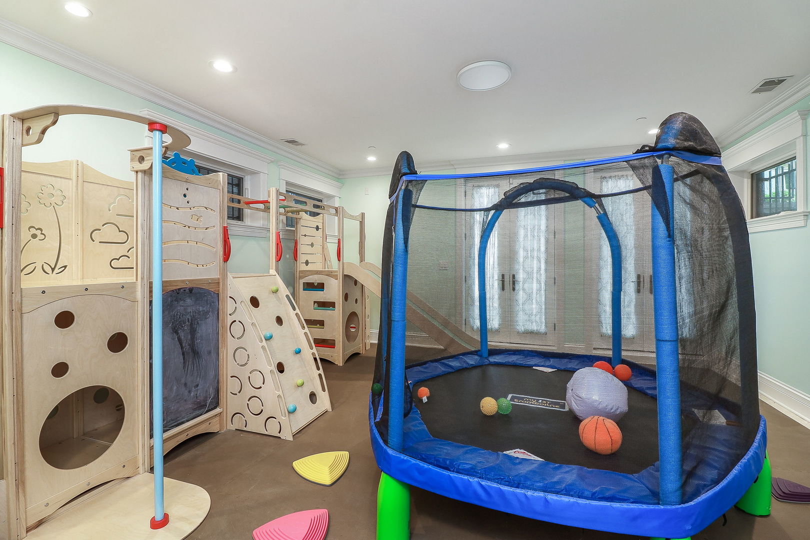 1716 N Dayton Street