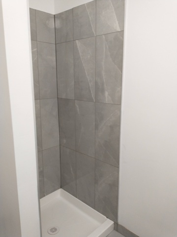 2425 N Clybourn Avenue Unit: 2M