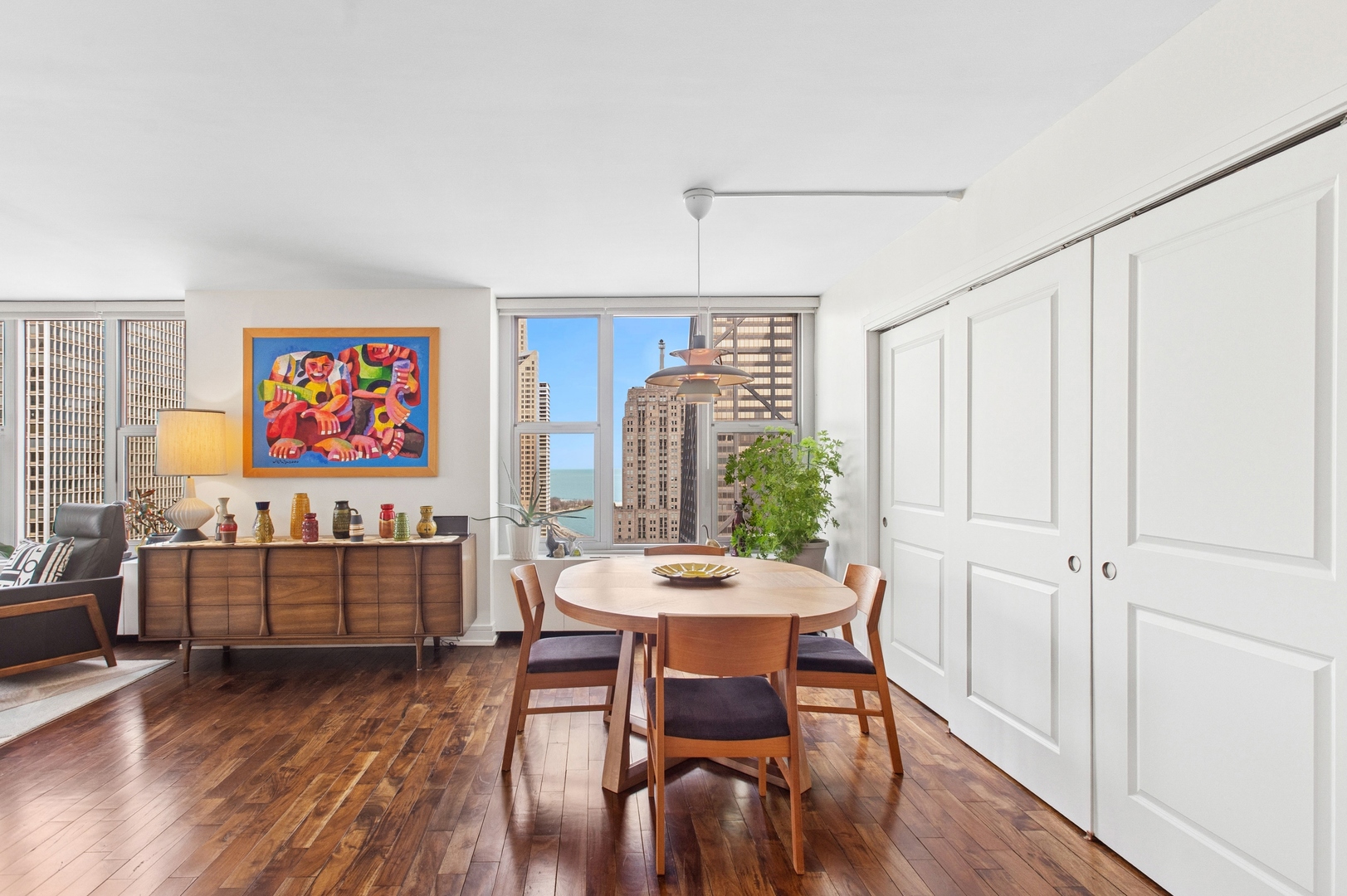 777 N Michigan Avenue Unit: 3701