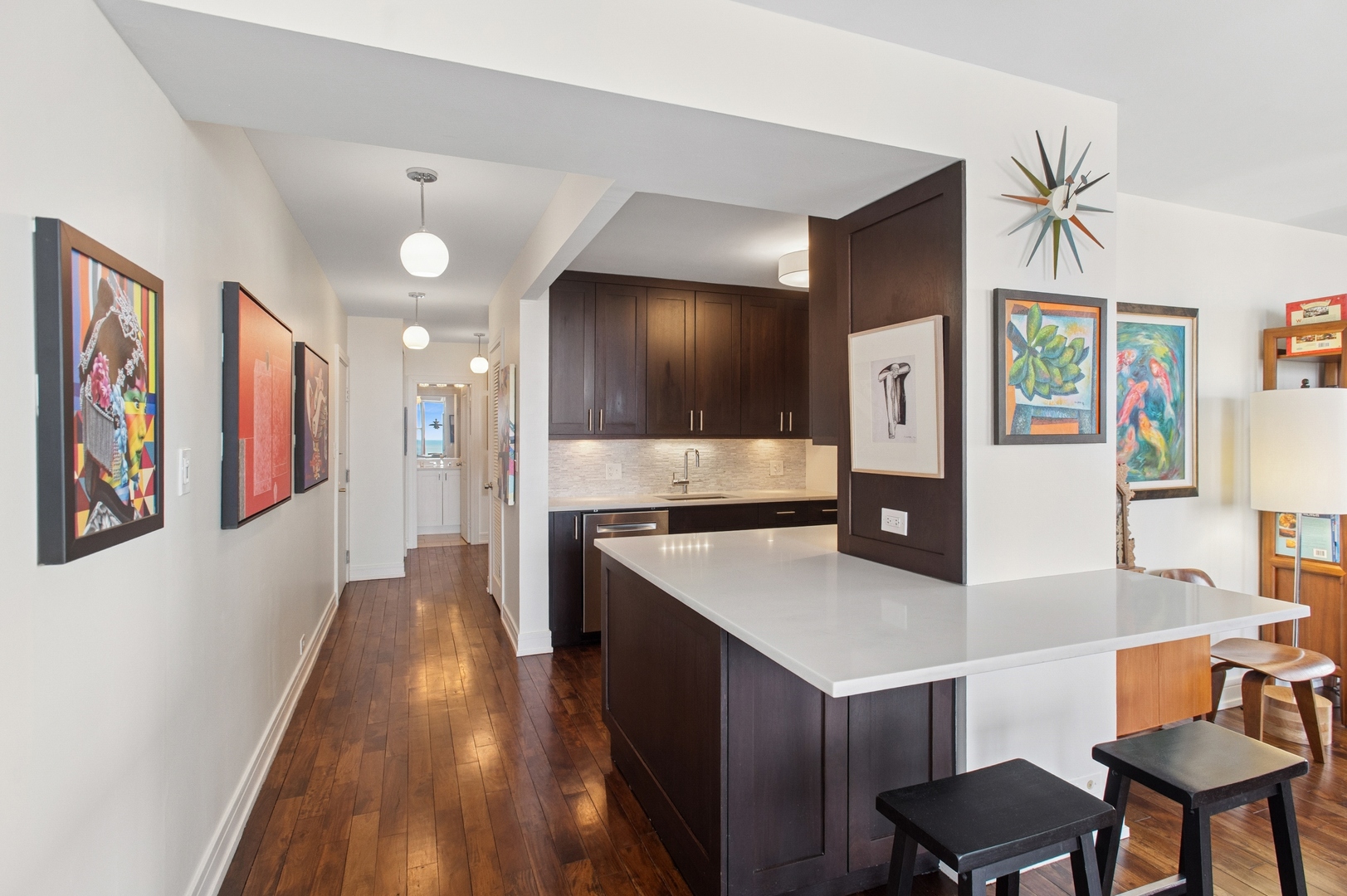 777 N Michigan Avenue Unit: 3701