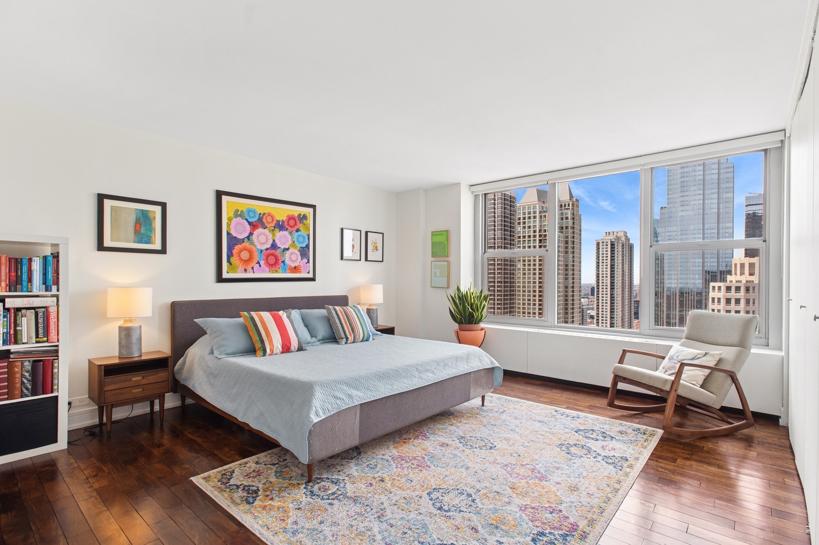 777 N Michigan Avenue Unit: 3701