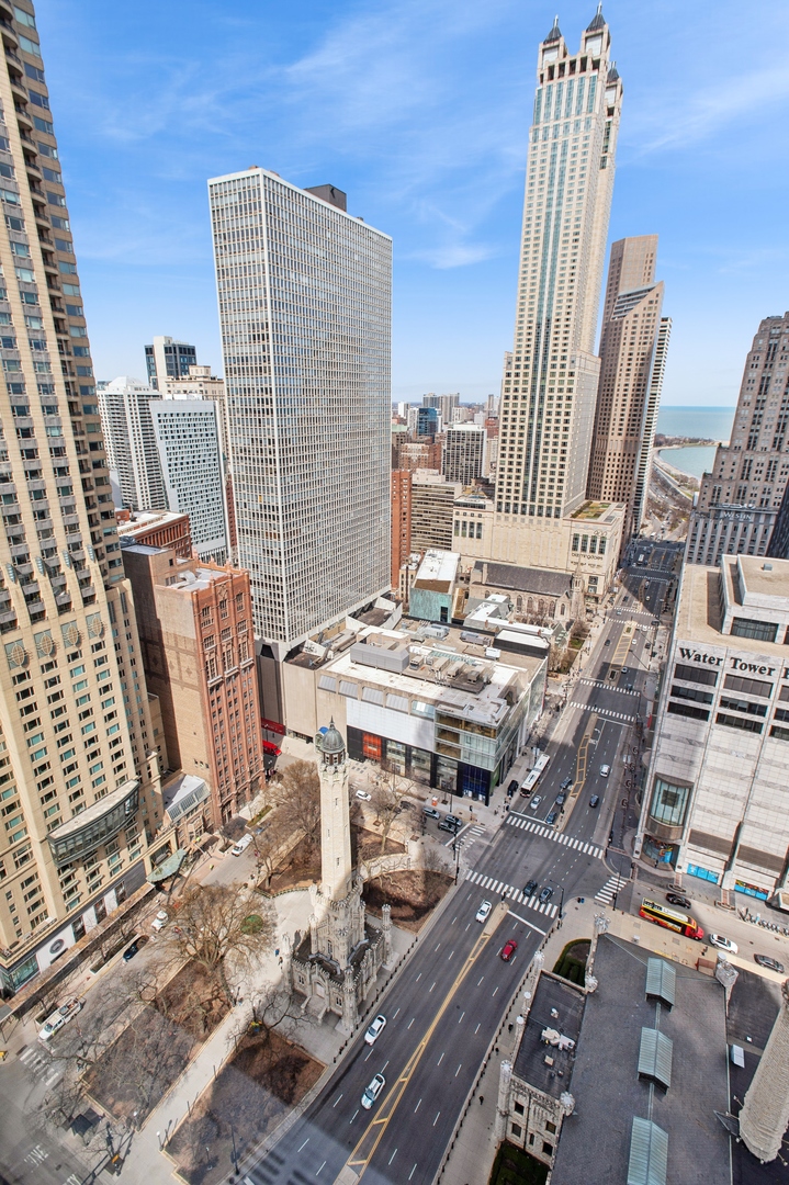 777 N Michigan Avenue Unit: 3701