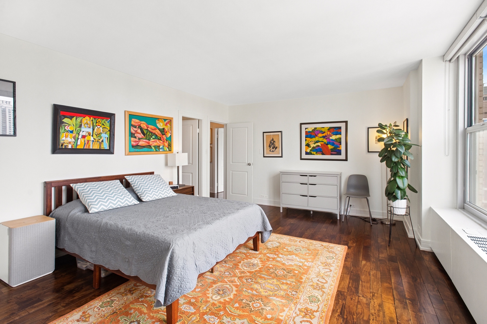 777 N Michigan Avenue Unit: 3701