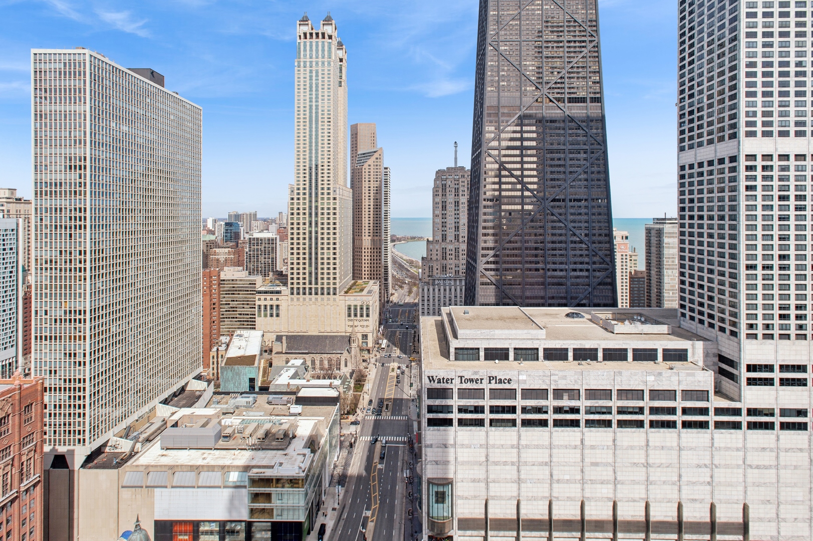 777 N Michigan Avenue Unit: 3701