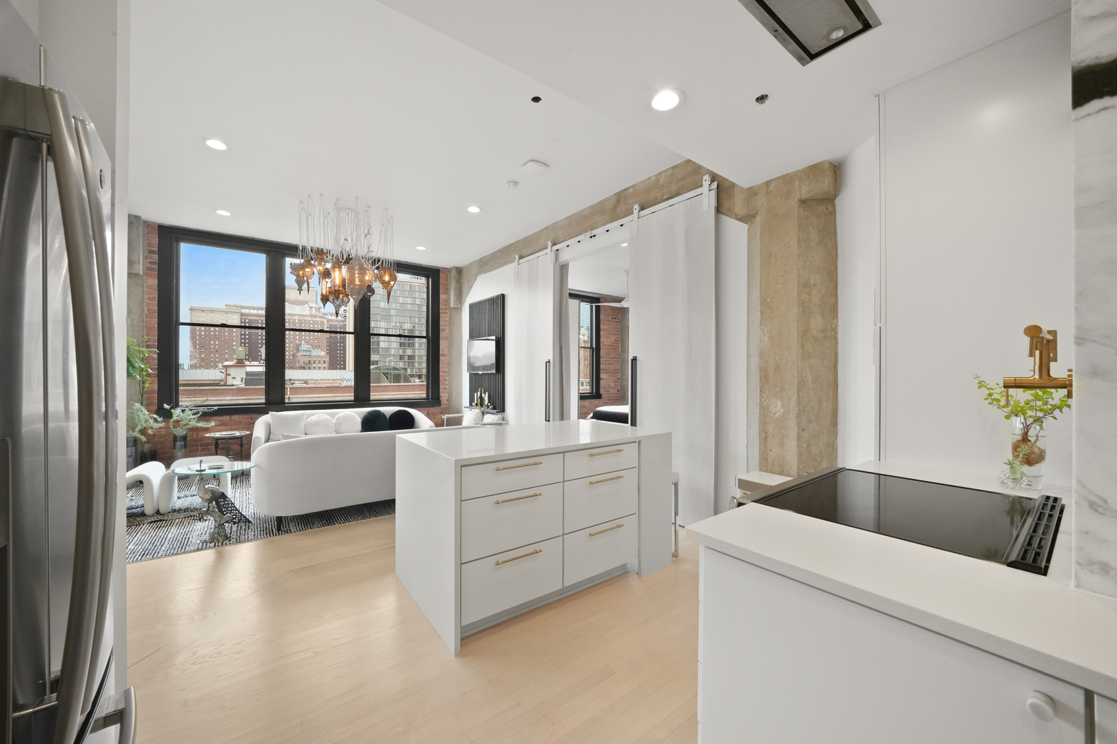 720 S Dearborn Street Unit: 1105