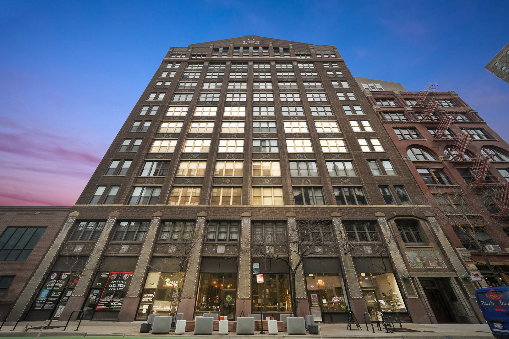 720 S Dearborn Street Unit: 1105