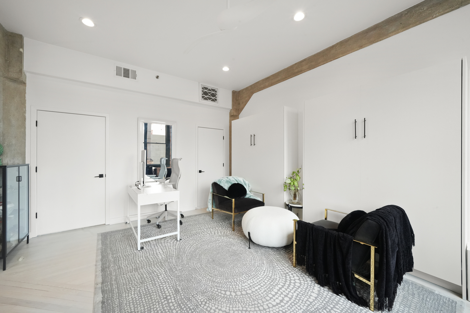 720 S Dearborn Street Unit: 1105