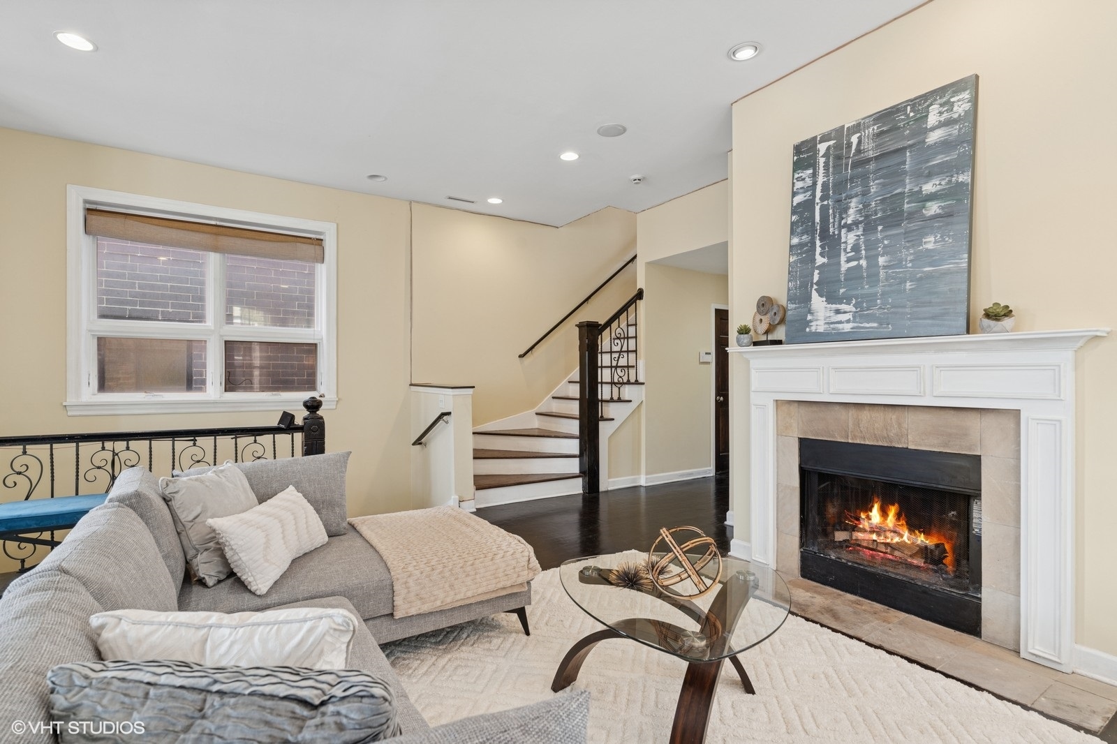 1546 N Hudson Avenue Unit: 3