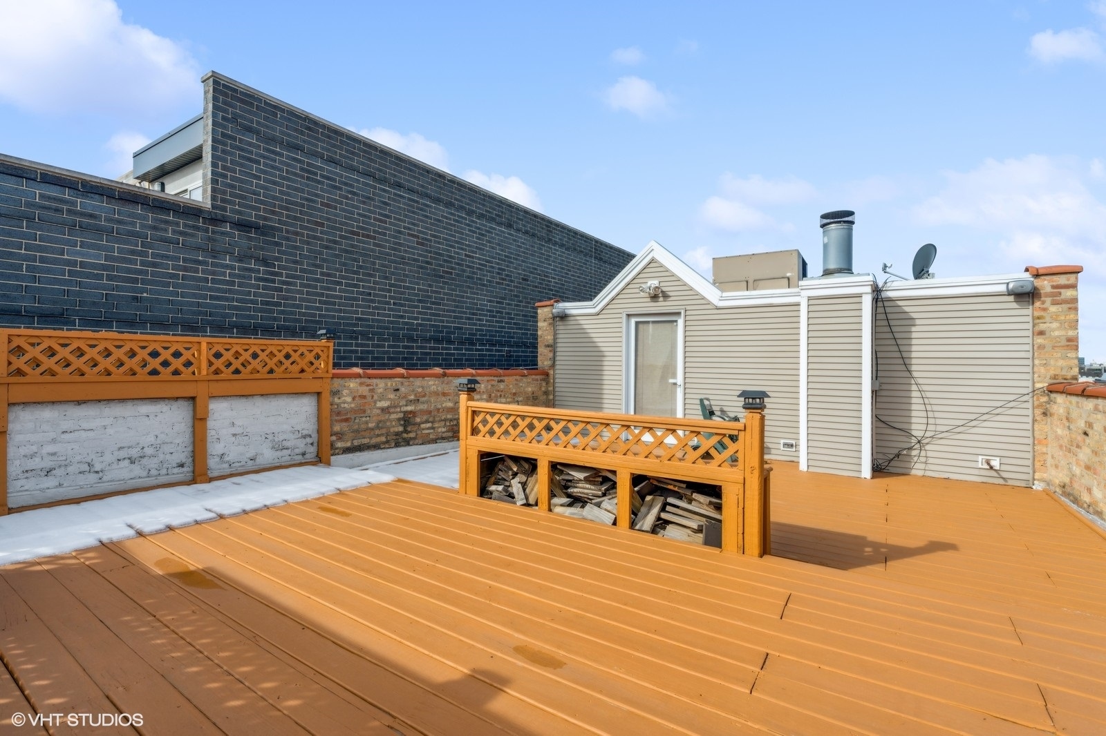 1546 N Hudson Avenue Unit: 3