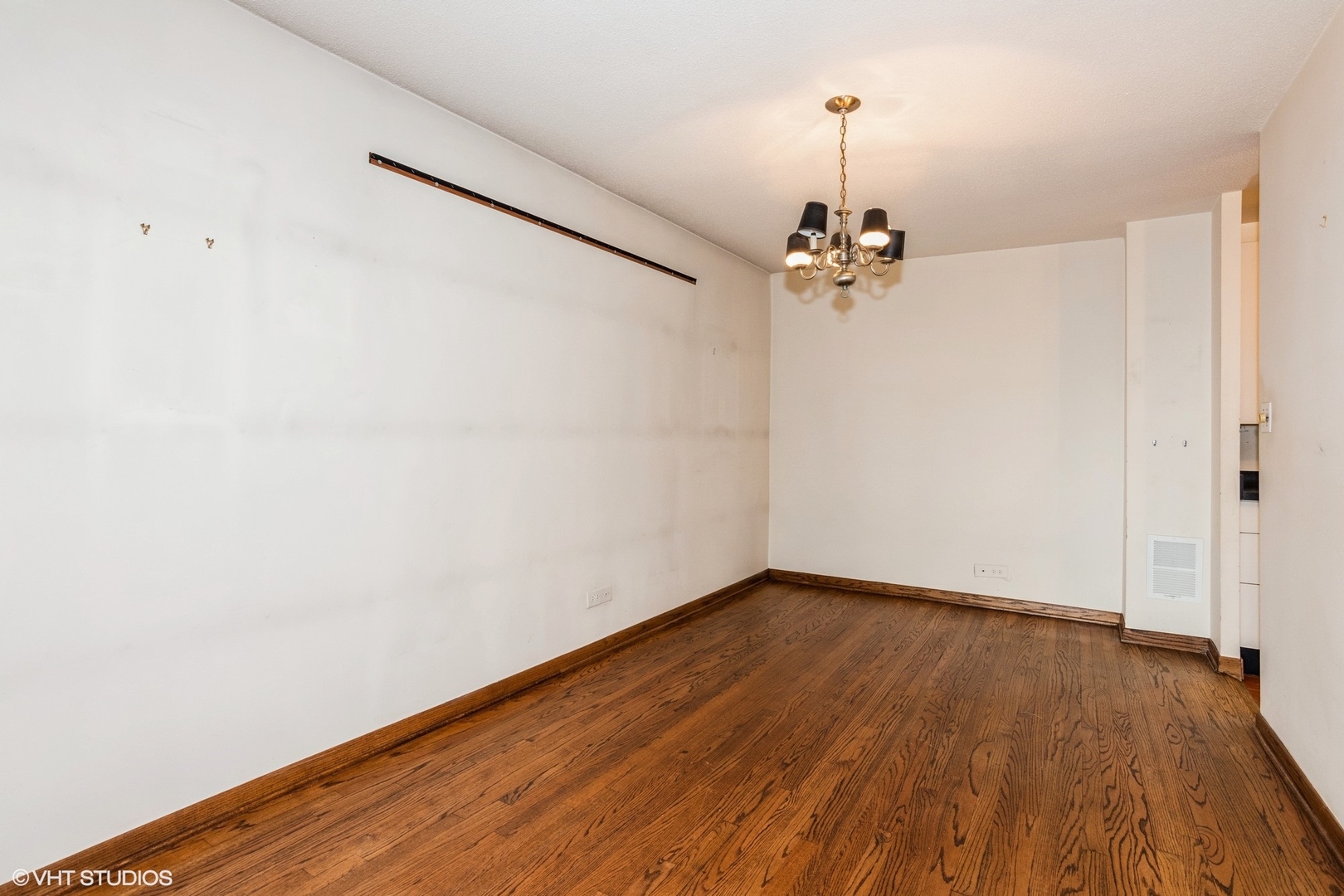 1415 N Dearborn Street Unit: 24B