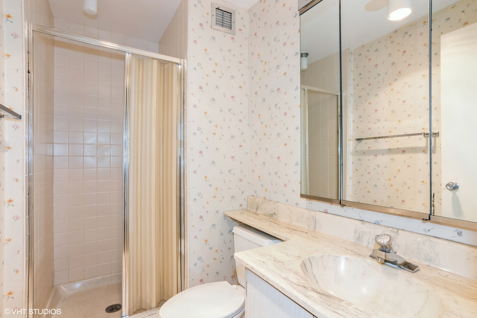 1415 N Dearborn Street Unit: 24B