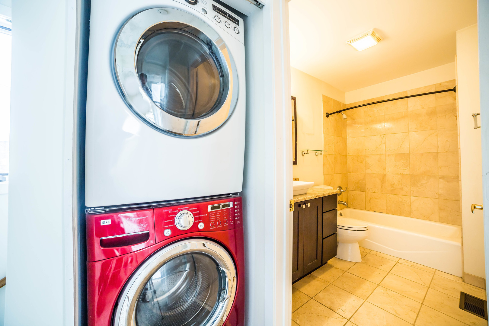 1151 W EDDY Street Unit: E