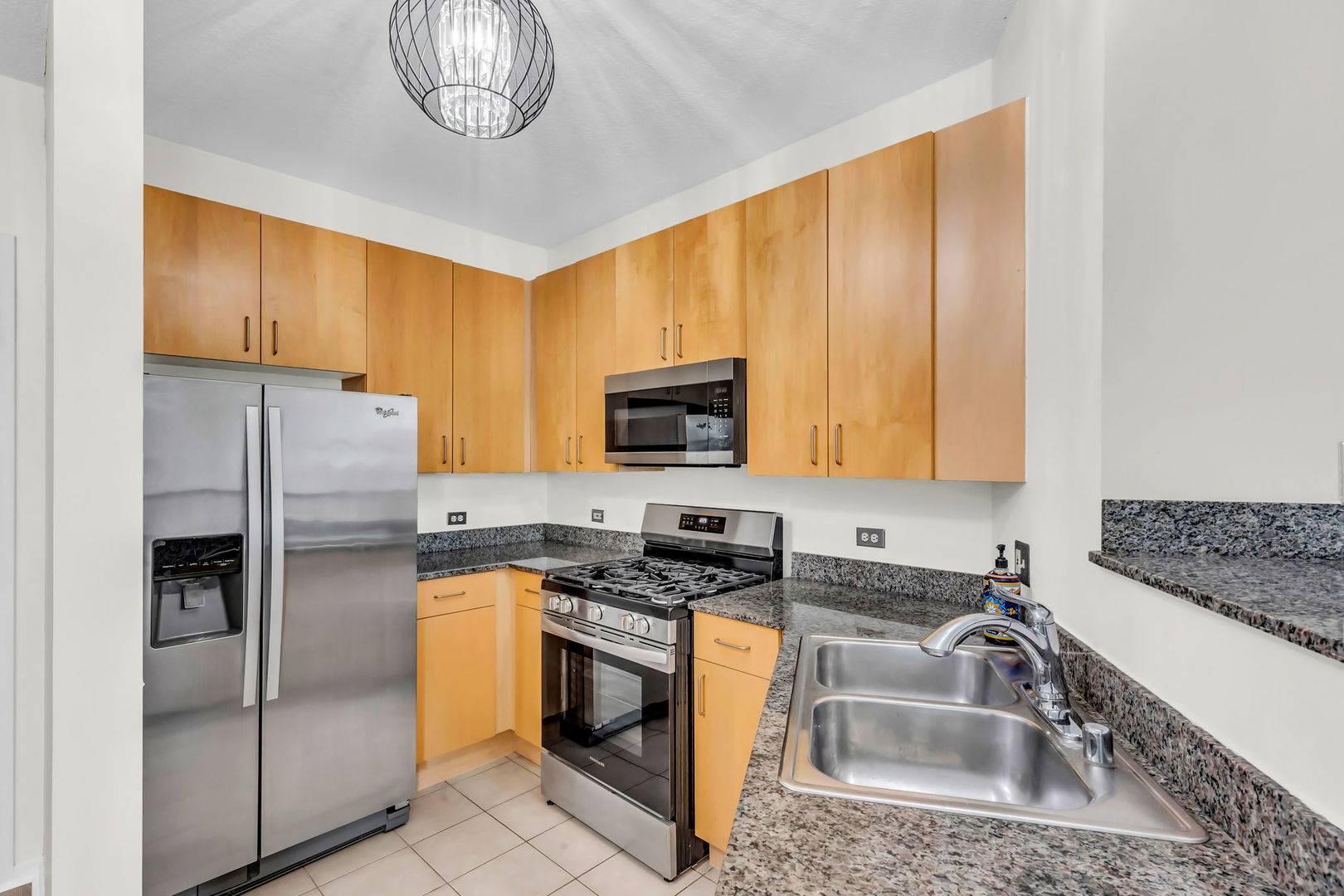 600 N Kingsbury Street Unit: 1114