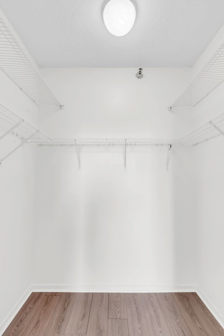 600 N Kingsbury Street Unit: 1114