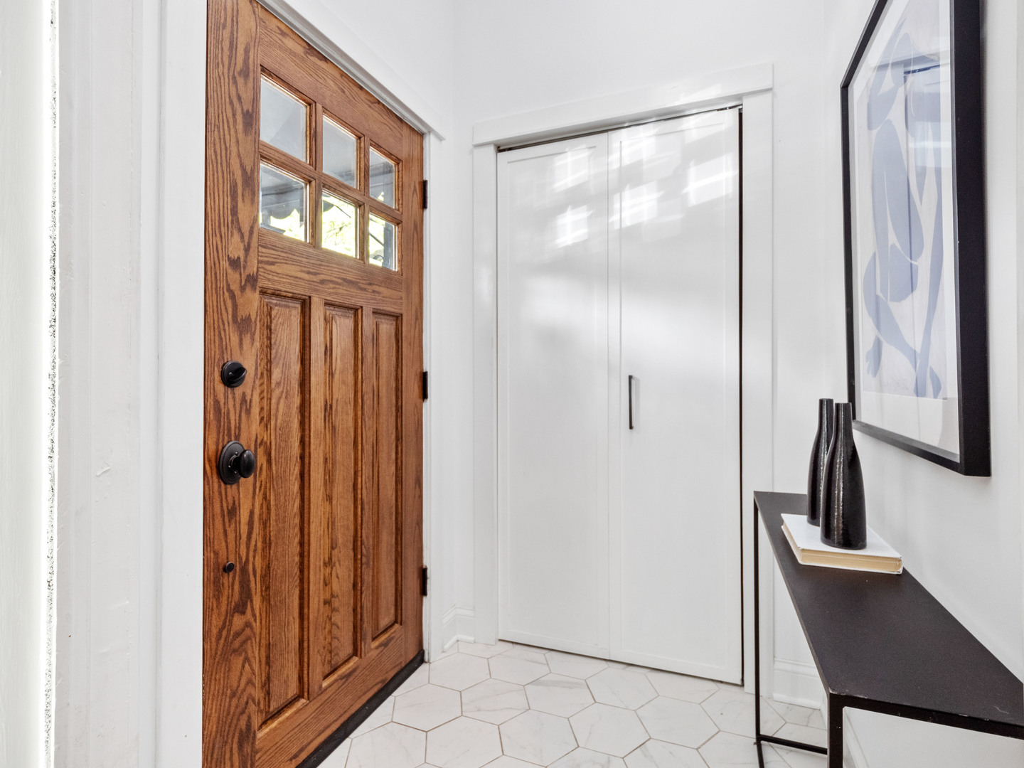 1633 N Fairfield Avenue