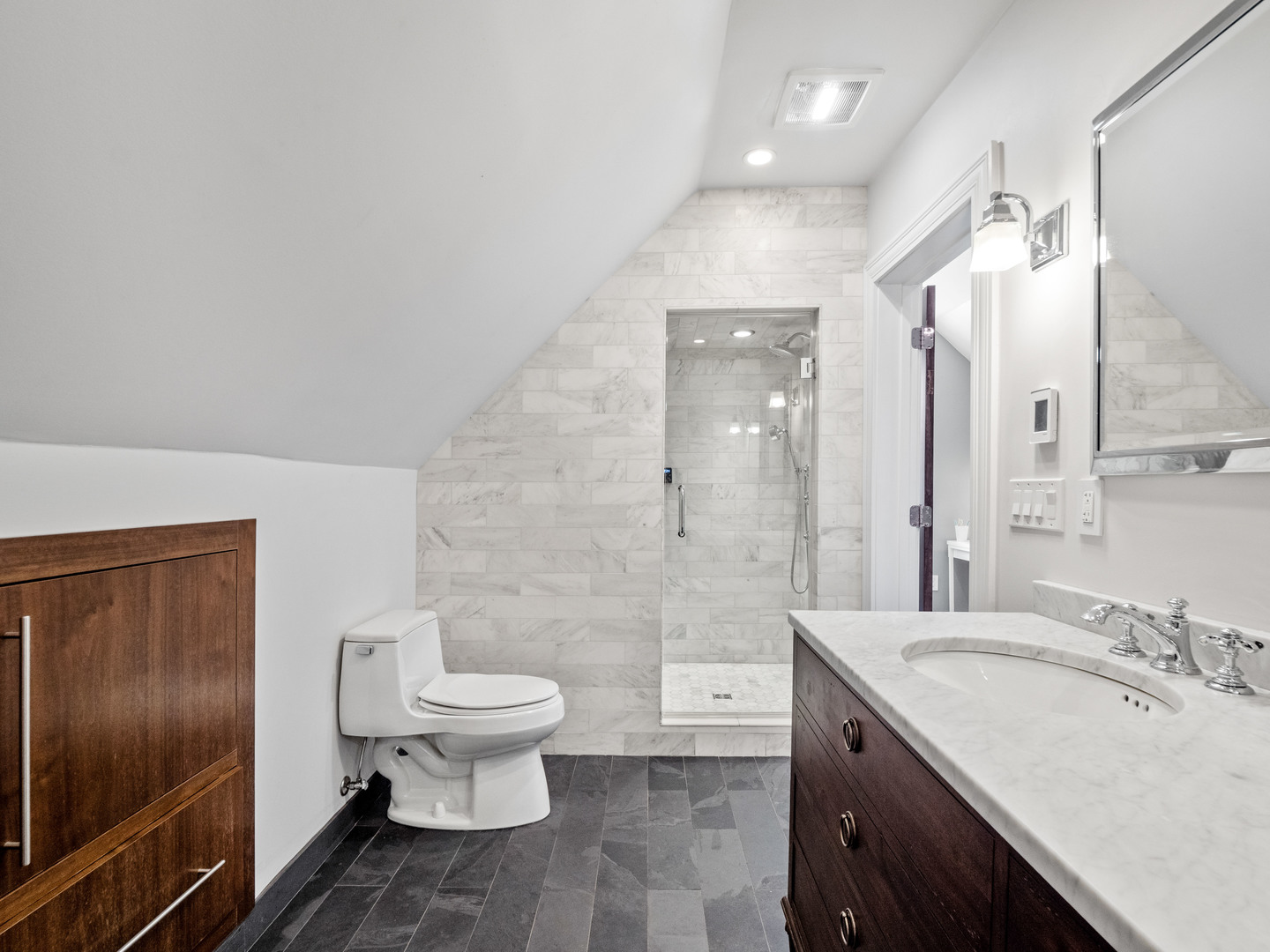 1633 N Fairfield Avenue