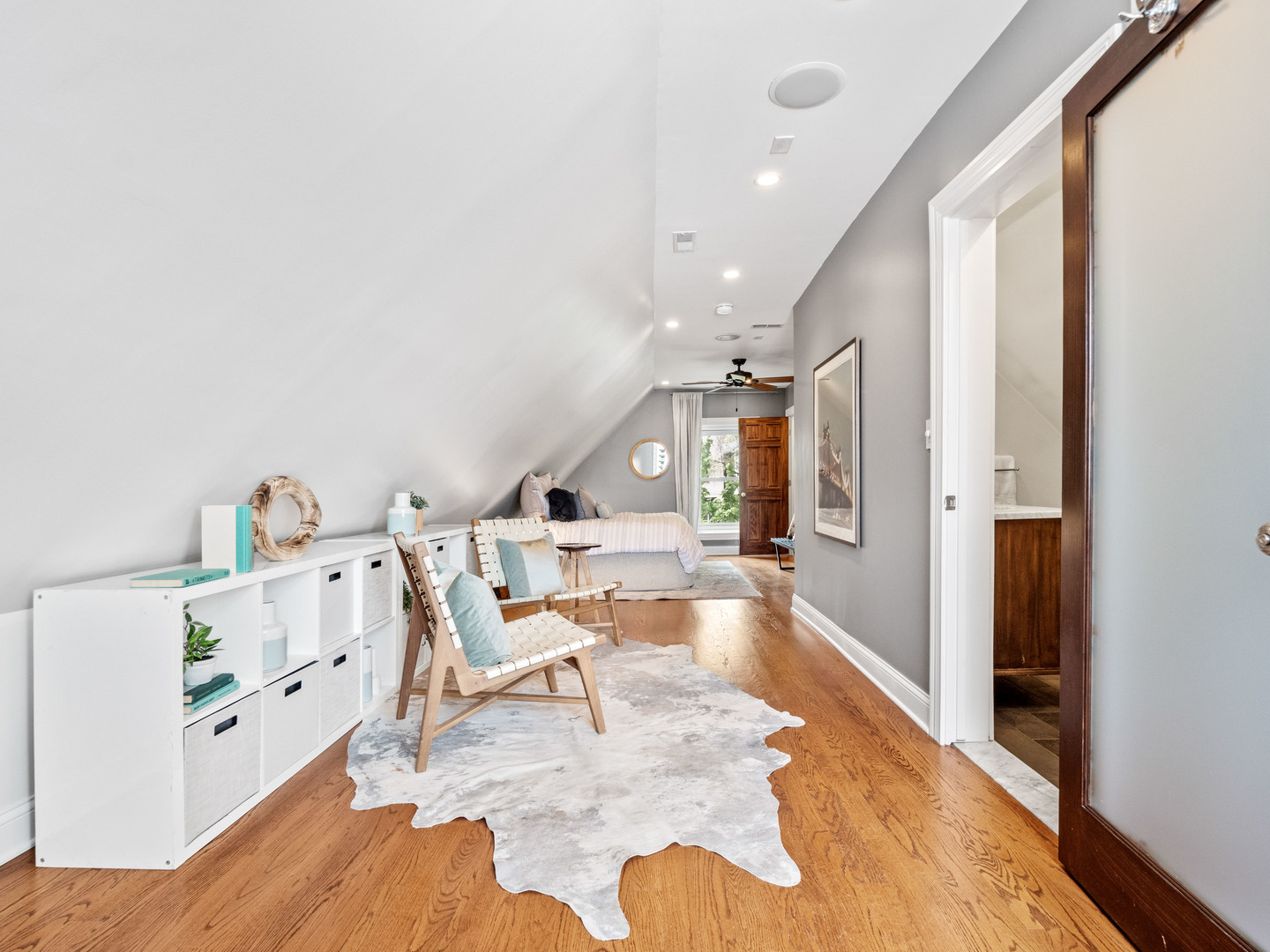 1633 N Fairfield Avenue